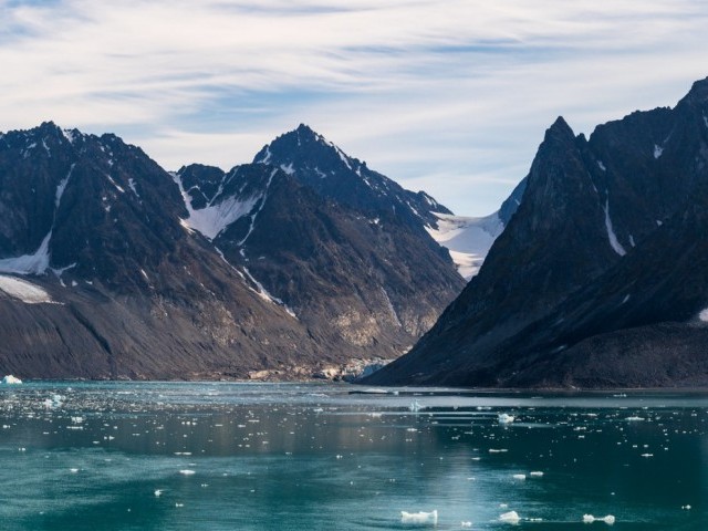 Влияние метеорологических условий на аблатацию ледника вальдемара и ледника ирен (северный шпицберген) в летний сезон 2003 года