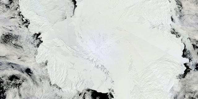 Пространственная изменчивость в наступлении  зим на Антарктике в 1990-1999 годах