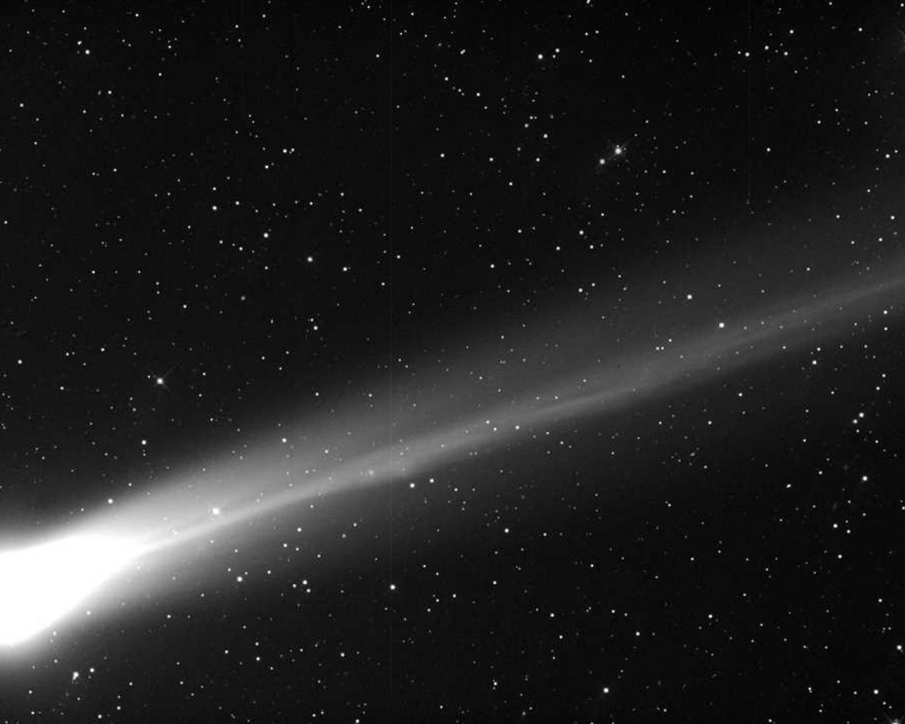 Комета - удивительное явление космоса, привлекающее внимание ученых и любителей астрономии