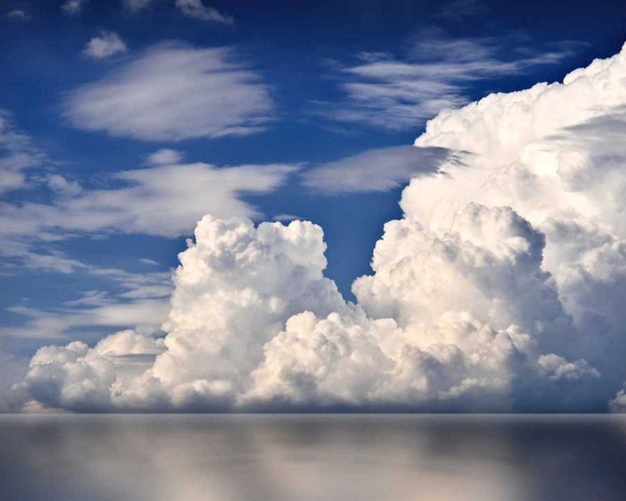Почему облака возникают в атмосфере и как они влияют на погоду, климат и наше настроение